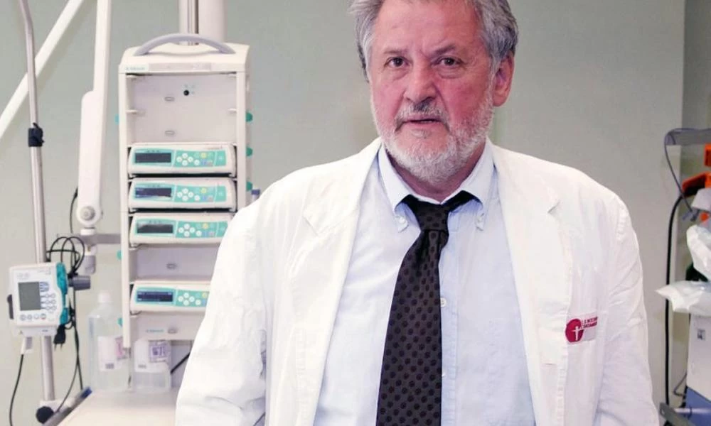 Καπραβέλος: "Μέτρα για τους ανεμβολίαστους τύπου Αυστρίας"
